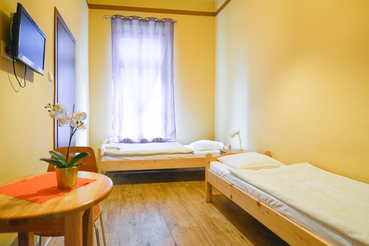 Hotel Dom Turysty Pttk W Bielsku - Bialej Bílsko-Bělá Exteriér fotografie
